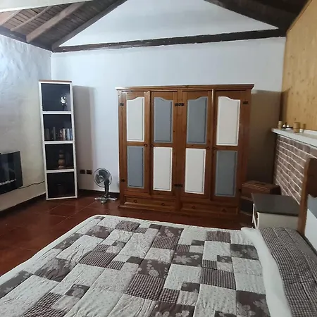 Hétvégi ház Casa La Gollada Cazadores