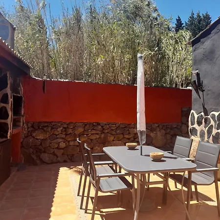 Casa La Gollada Летний дом Касадорес